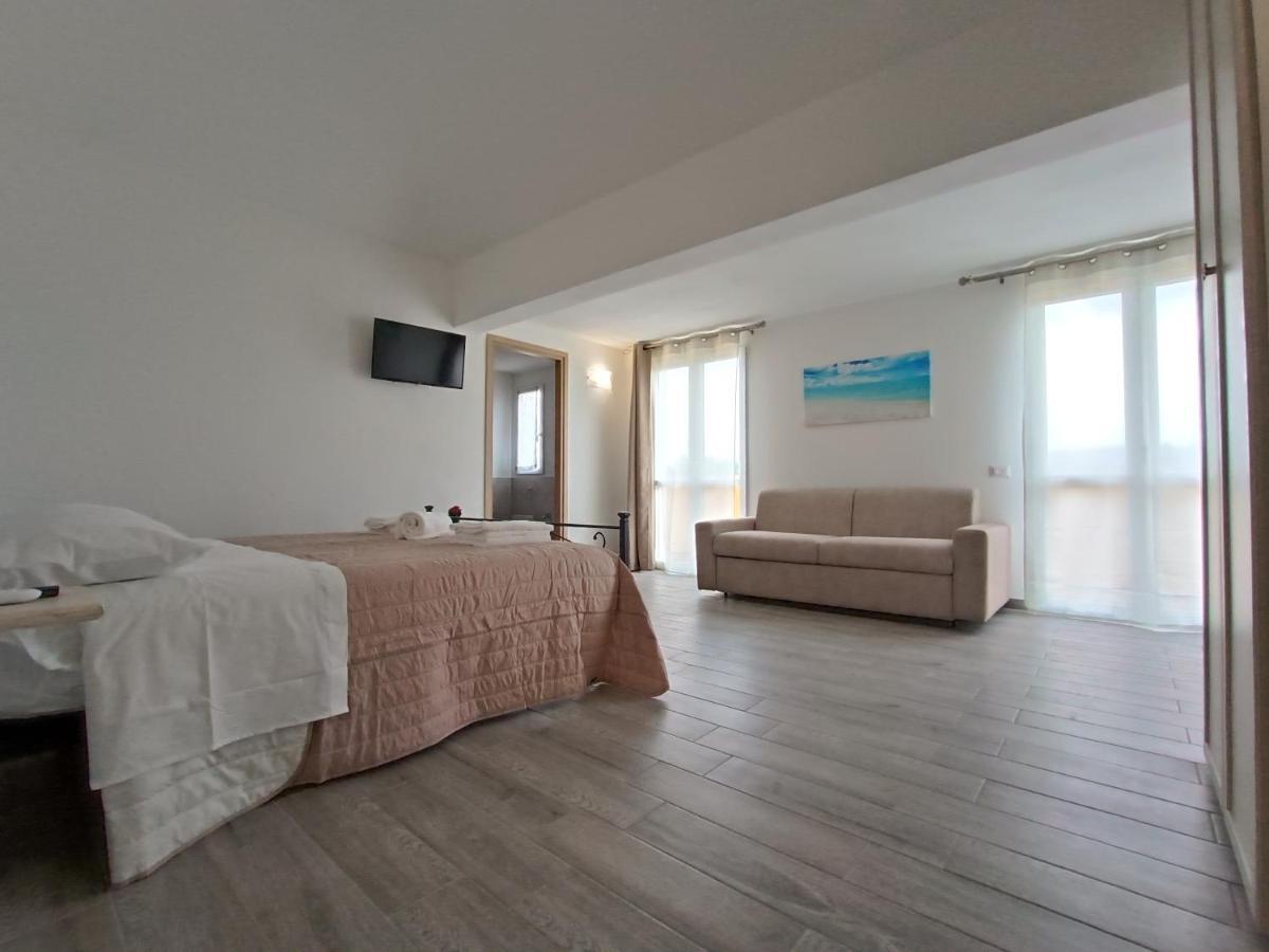 Costa Di Sopra Affittacamere By Hospitality Sardinia Quartu SantʼElena Zewnętrze zdjęcie